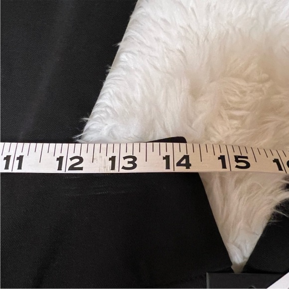 UP! NWT Stretch Crepe Pants Black, Size 4 - Picture 6 of 9